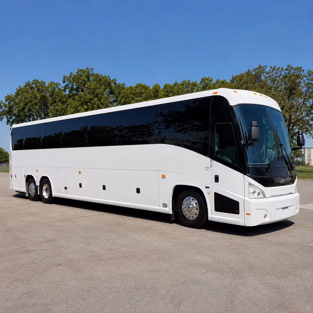 charter buses to north island credit union amphitheatre and major san diego venues
