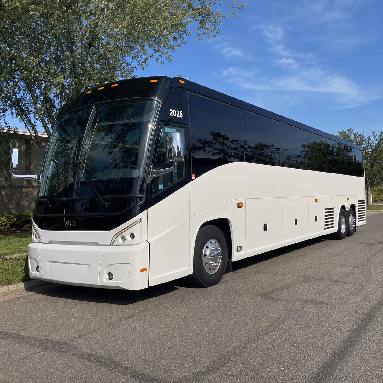 long distance bus trips for csusm and palomar college groups